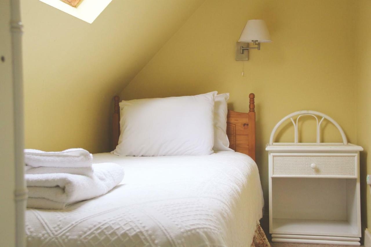 Owlpen Manor Cottages Uley Экстерьер фото
